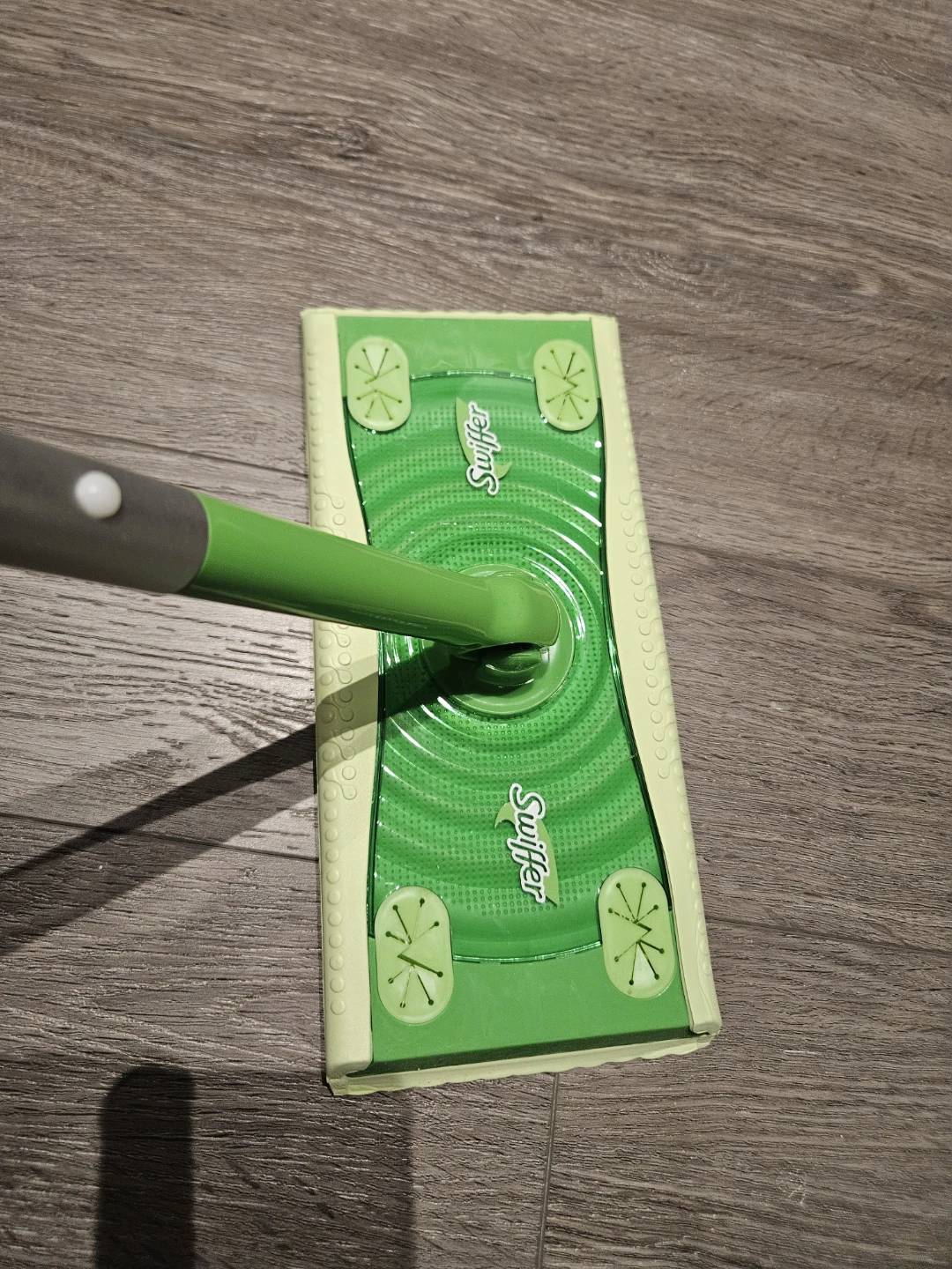 Swiffer with Sweeping Cloths