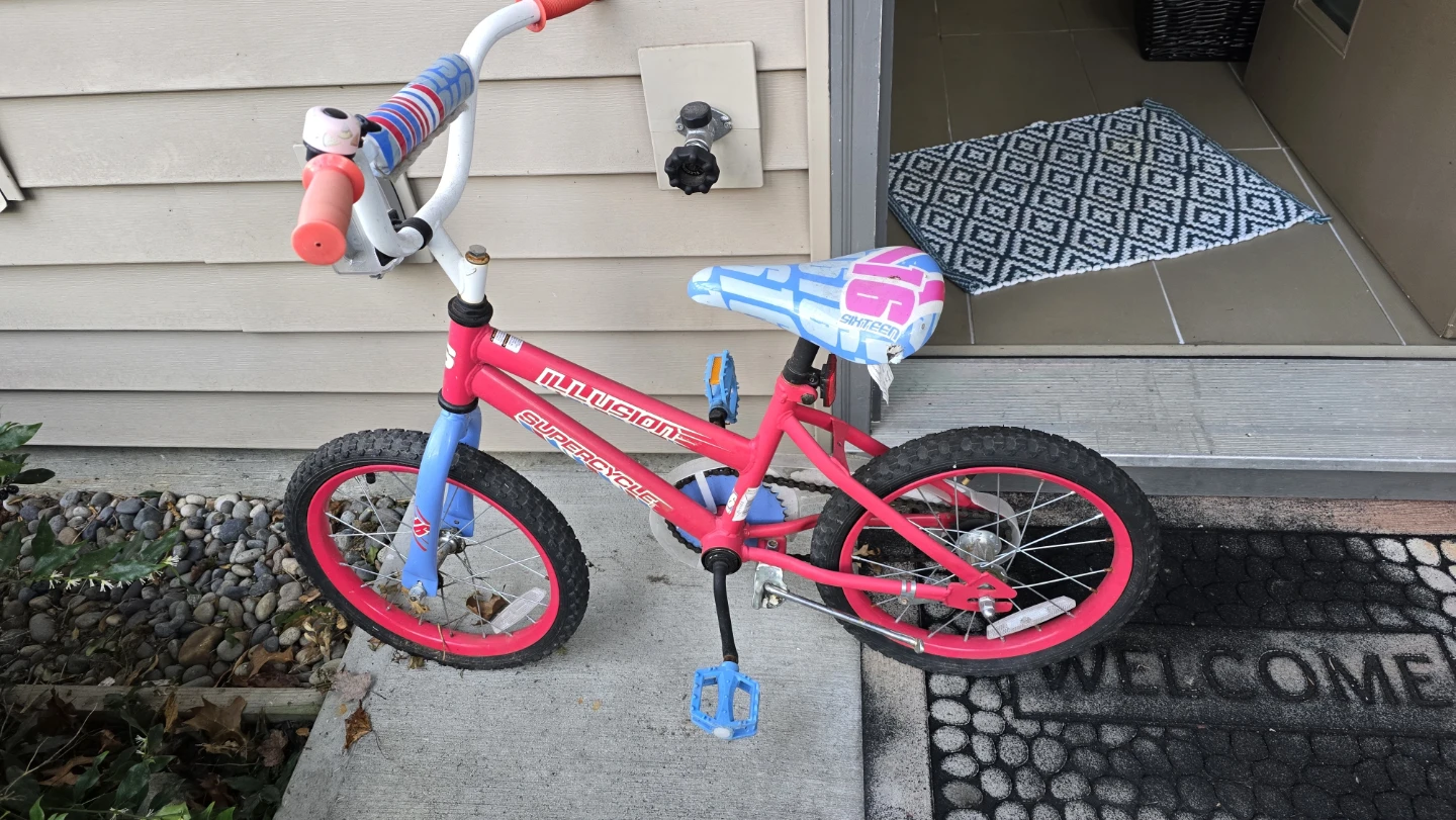 Kids Pink Supercycle Illusion Bike
