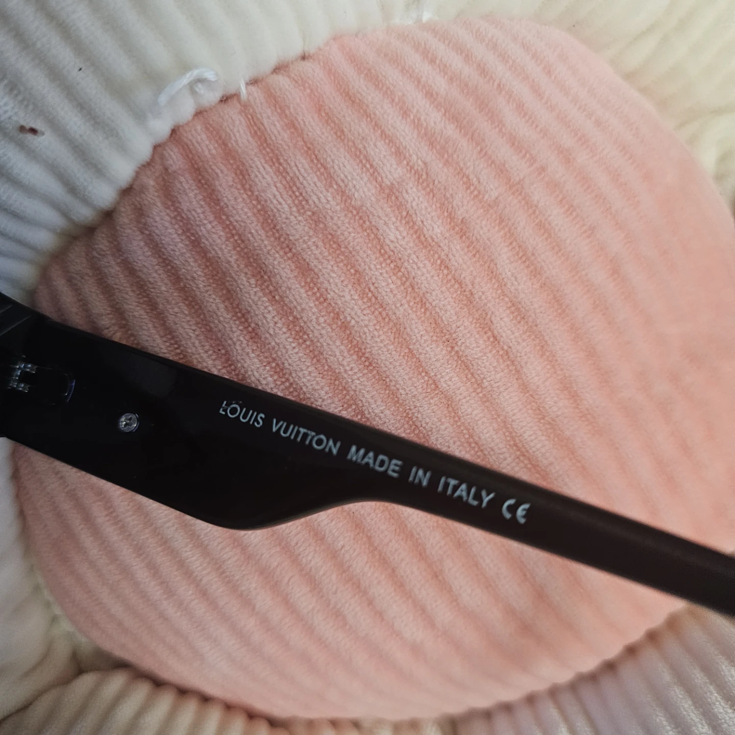 Louis Vuitton Sunglasses - photo 3