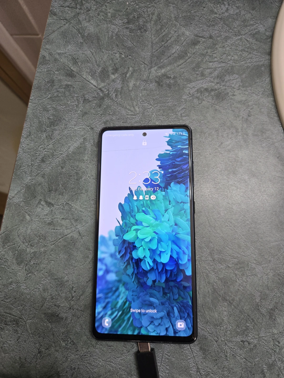 Samsung Galaxy S20 FE 5G Smartphone
