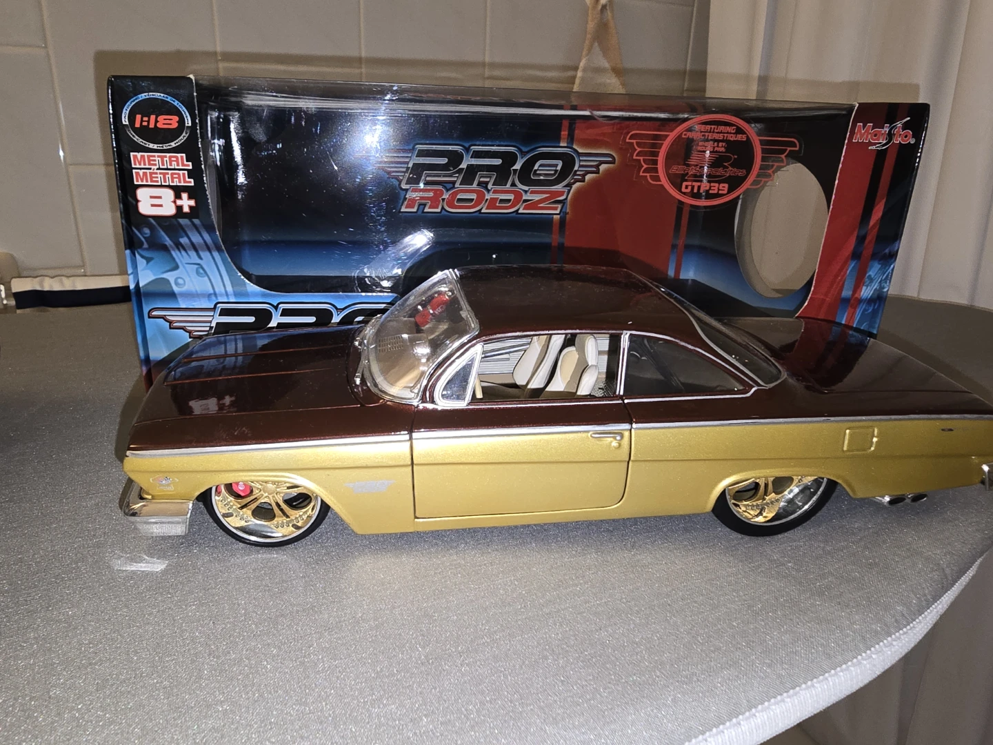 1:18 1962 chevy bel air - photo 2