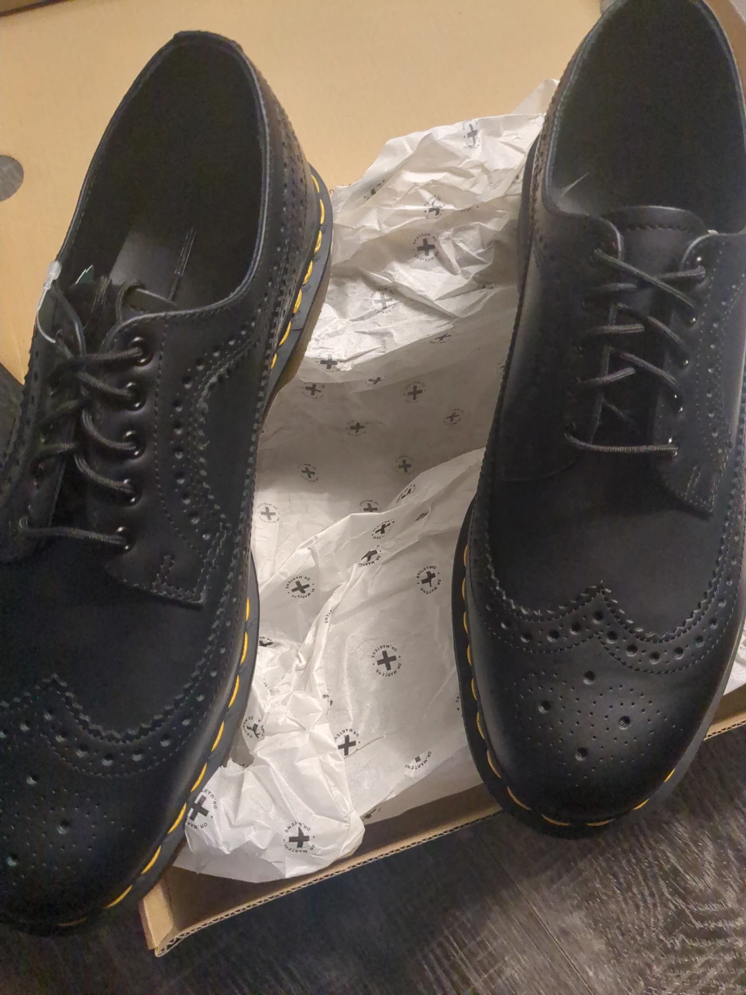 Dr. Martens Black Leather Wingtip Brogue Shoes - photo 5