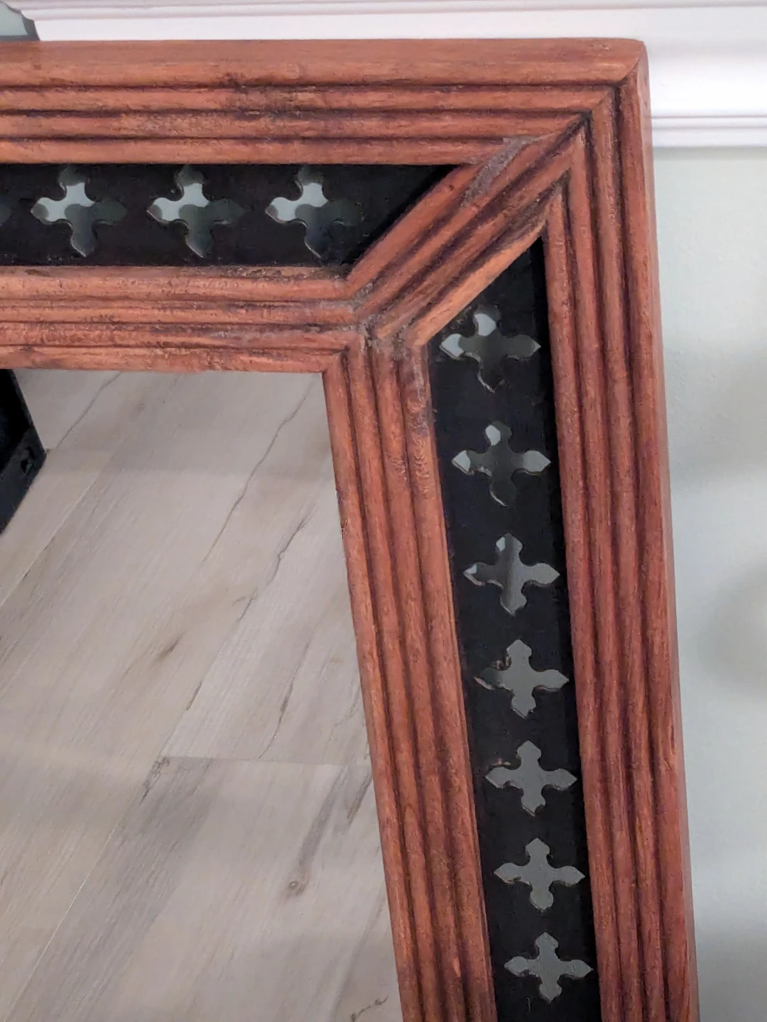 Decorative Wooden Mirror with Black Metal Inlay - photo 3