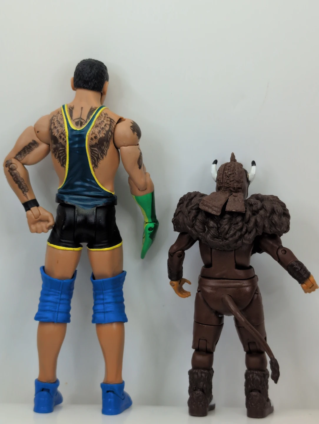WWE Action Figures - Santino Marella & "The Brooklyn Brawler" - photo 4