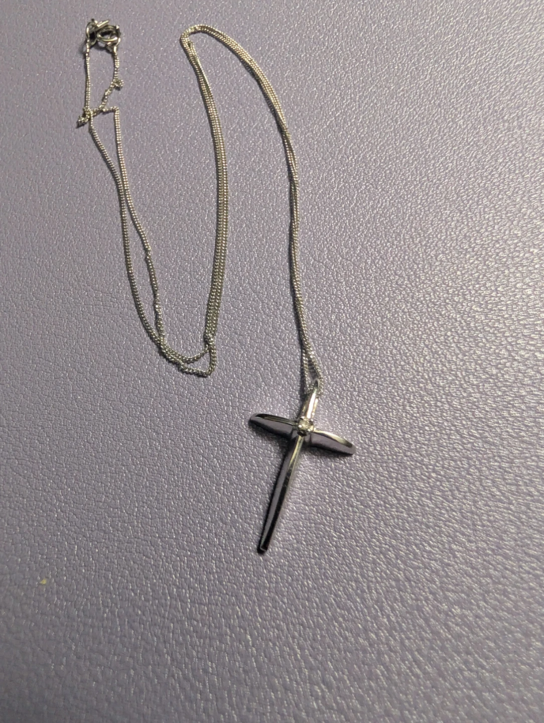 10K White Gold Cross Necklace with diamond - photo 2