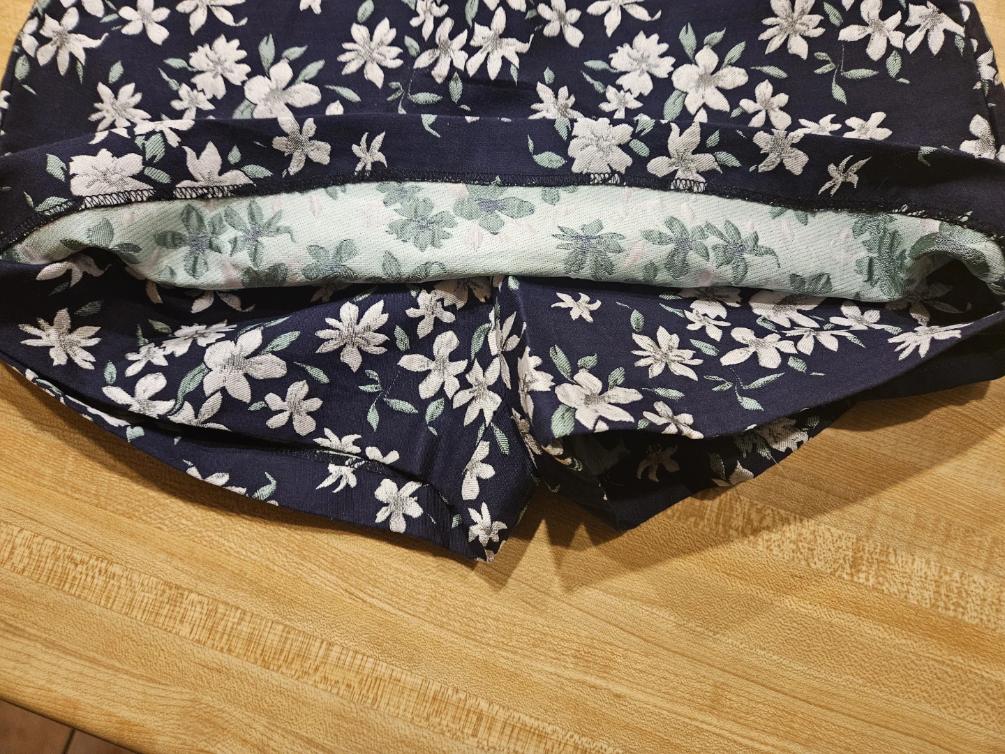 Navy Floral Shorts/ Skirt. - photo 2