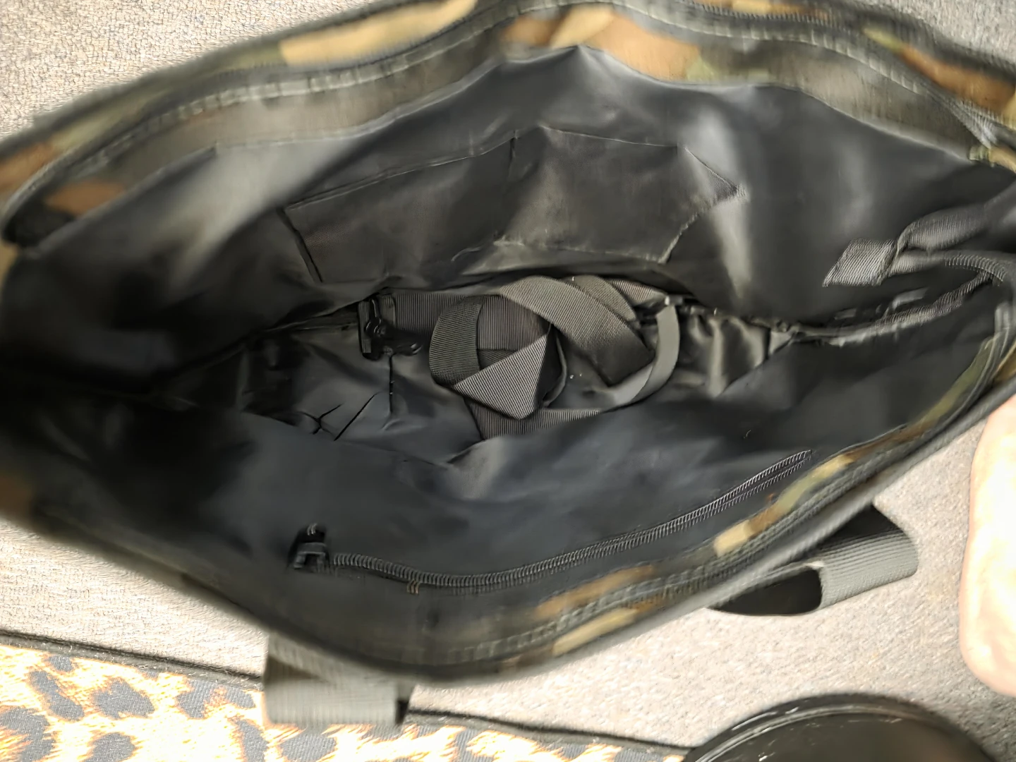 Camo Tote Bag with Embellishments - photo 3