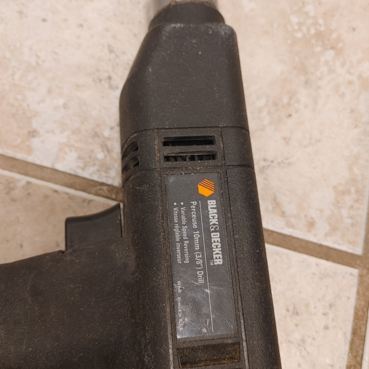Black & Decker 10mm (3/8") Corded Drill - photo 4