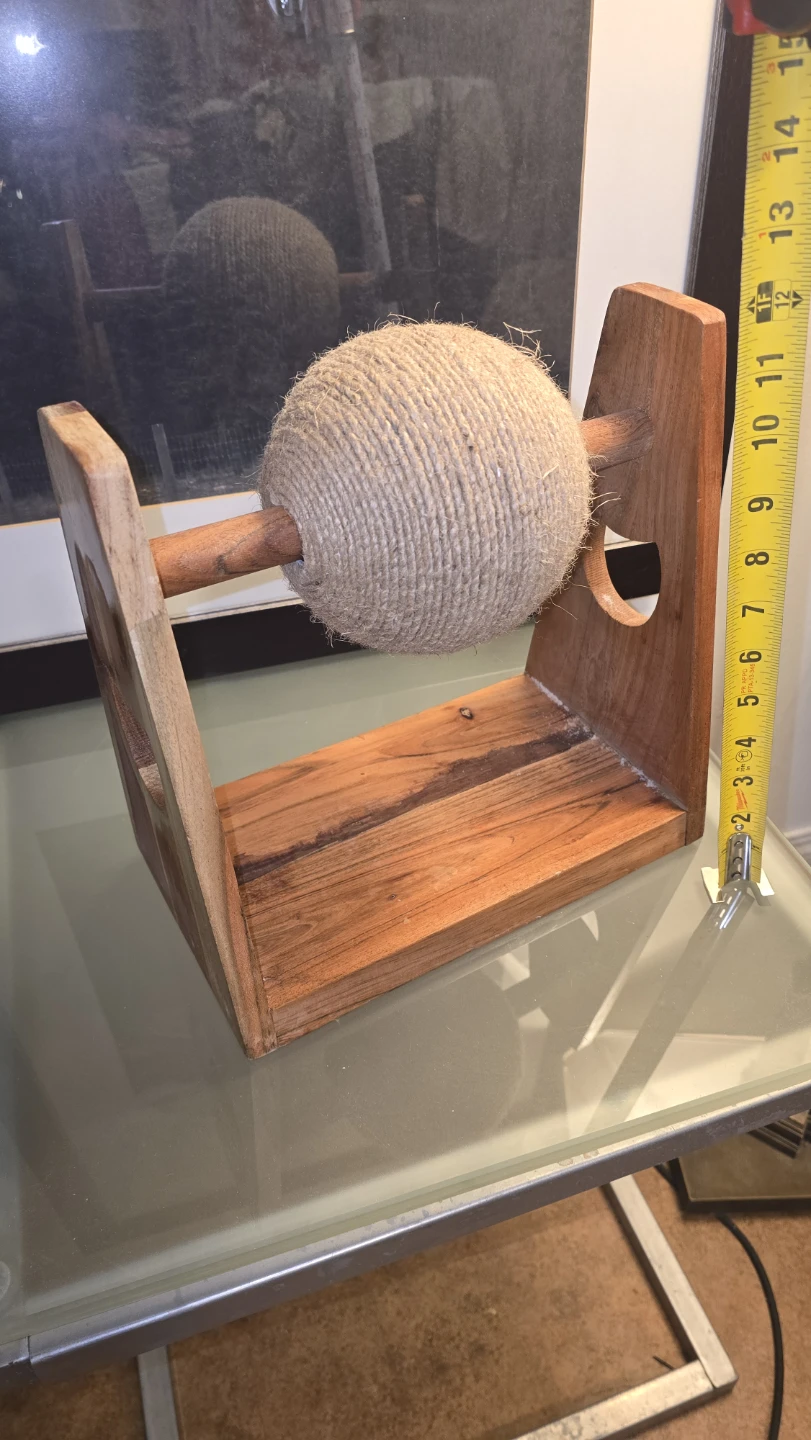 cat scratcher Ball large solid wood