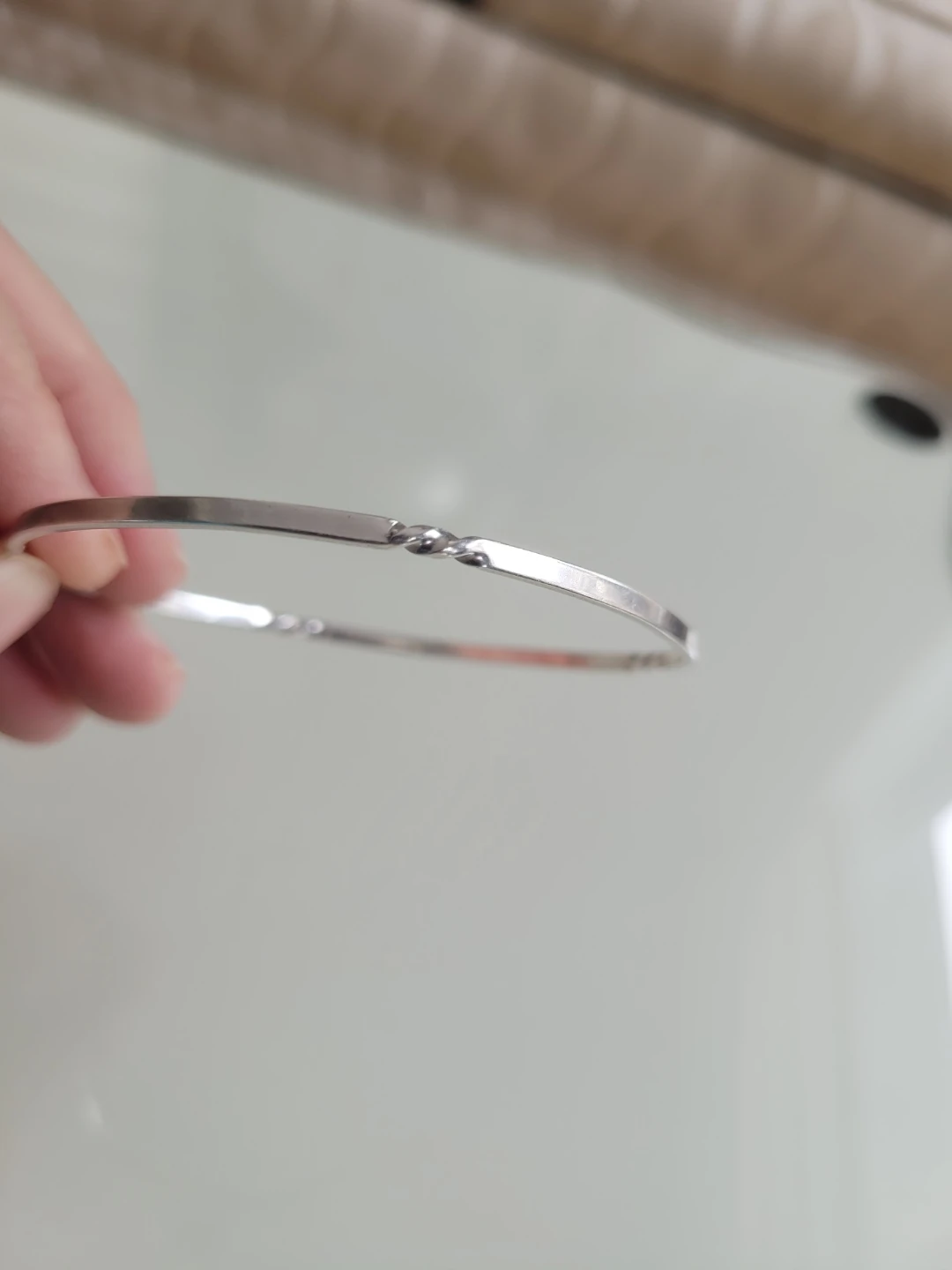 Single  .925 Sterling Silver Bangle - photo 3