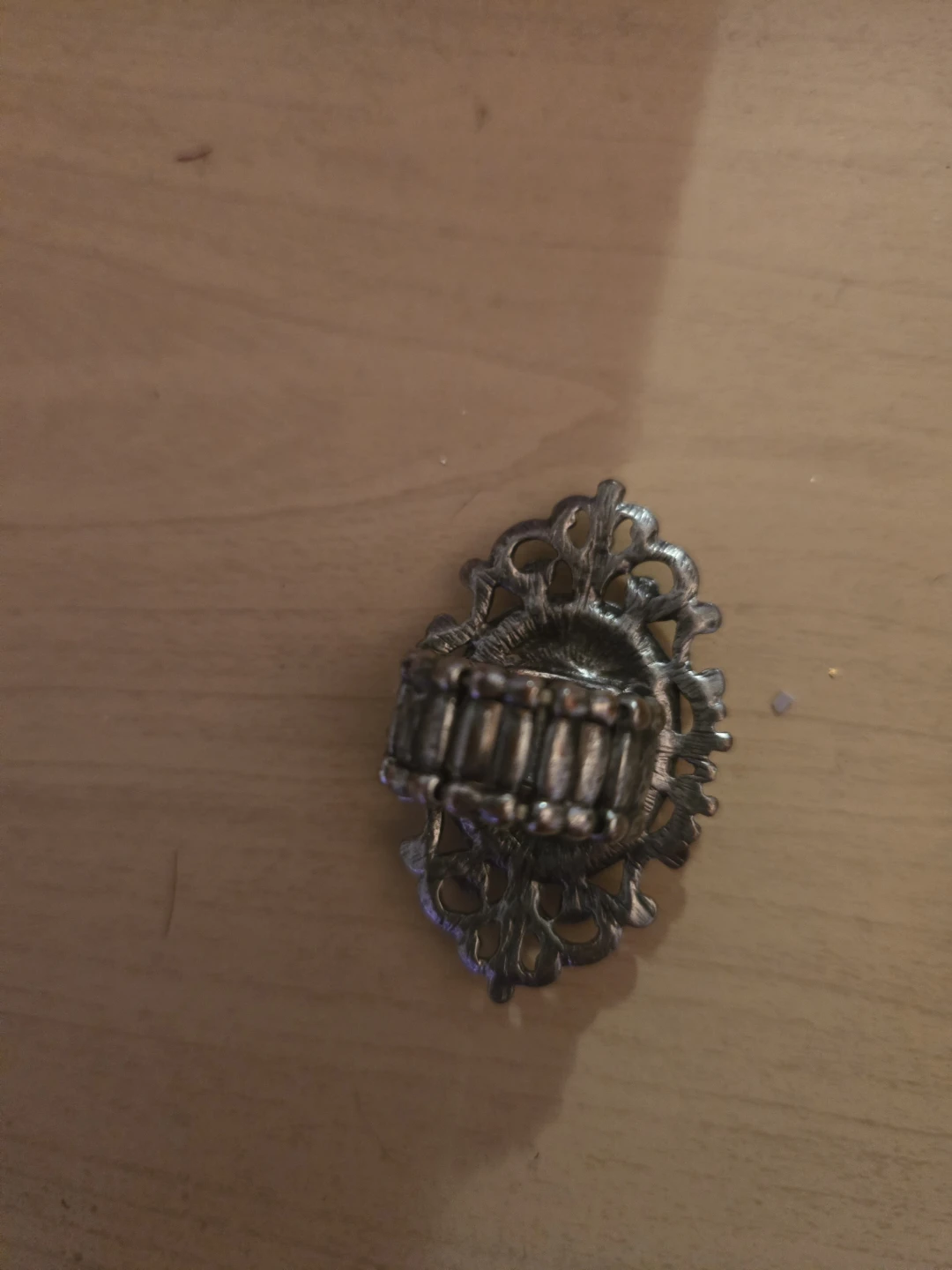 🥕  Ornate Vintage Style Statement Ring with Faux Pearls - photo 2