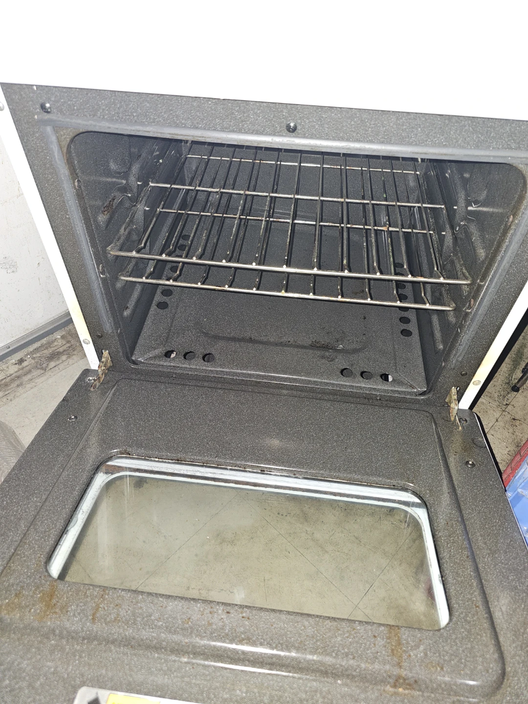 Premier 4-Burner Gas Range with Oven - photo 2