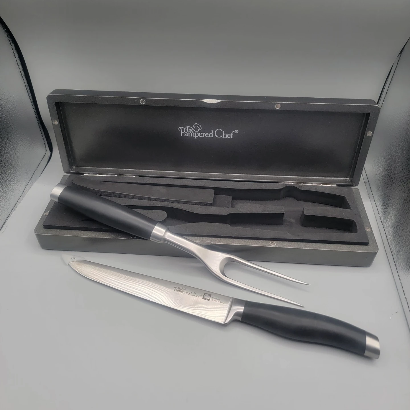 Pampered Chef Carving Set with Case - photo 2