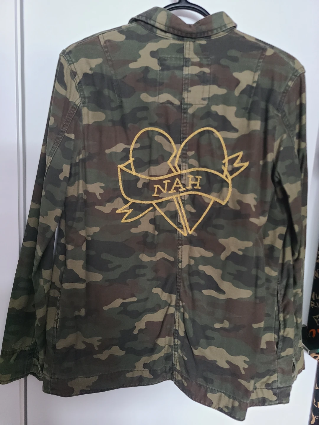 American Eagle Outfitters Camo Jacket with "NAH" Heart Graphic - photo 2