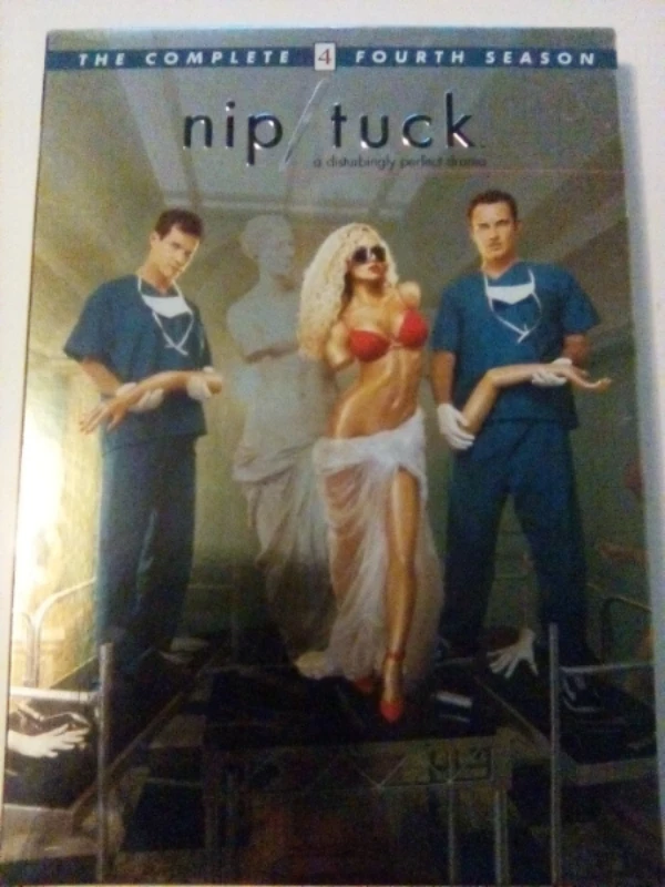Nip/Tuck The Complete Fourth Season DVD Set
