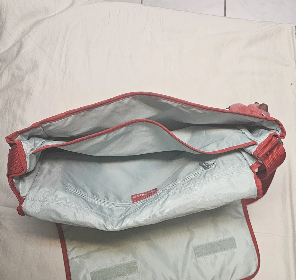 Kipling Messenger Bag with Monkey Chain red - photo 3