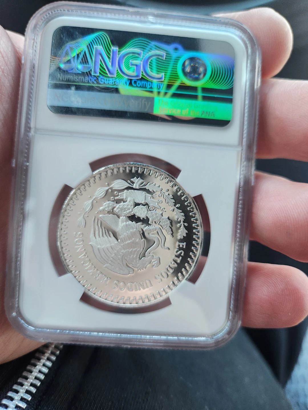 1986 Mexico 1 Onza Silver Coin NGC PF69 Ultra Cameo - photo 2