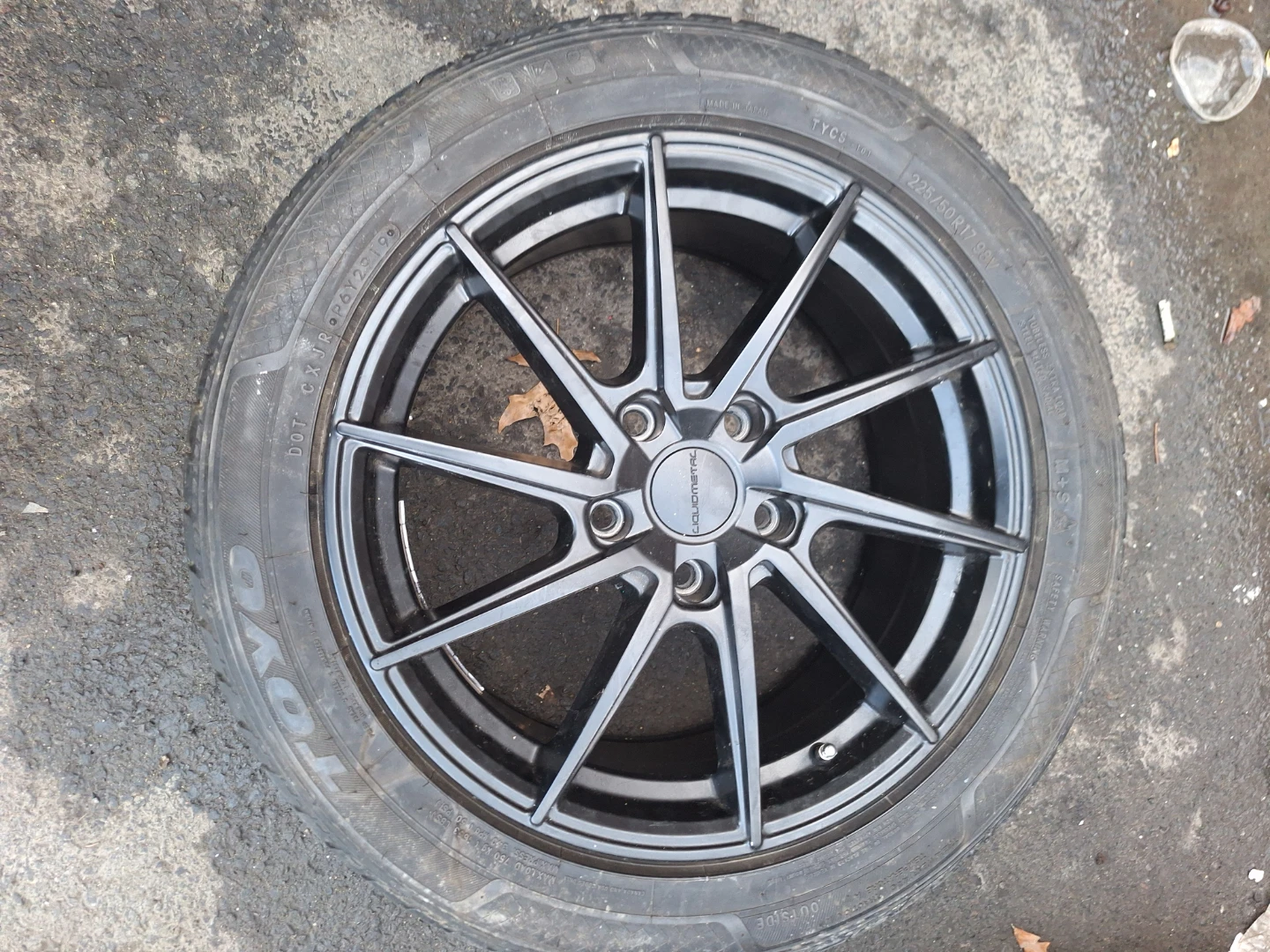 225/50R17 98V Tires with Black Rims - photo 5