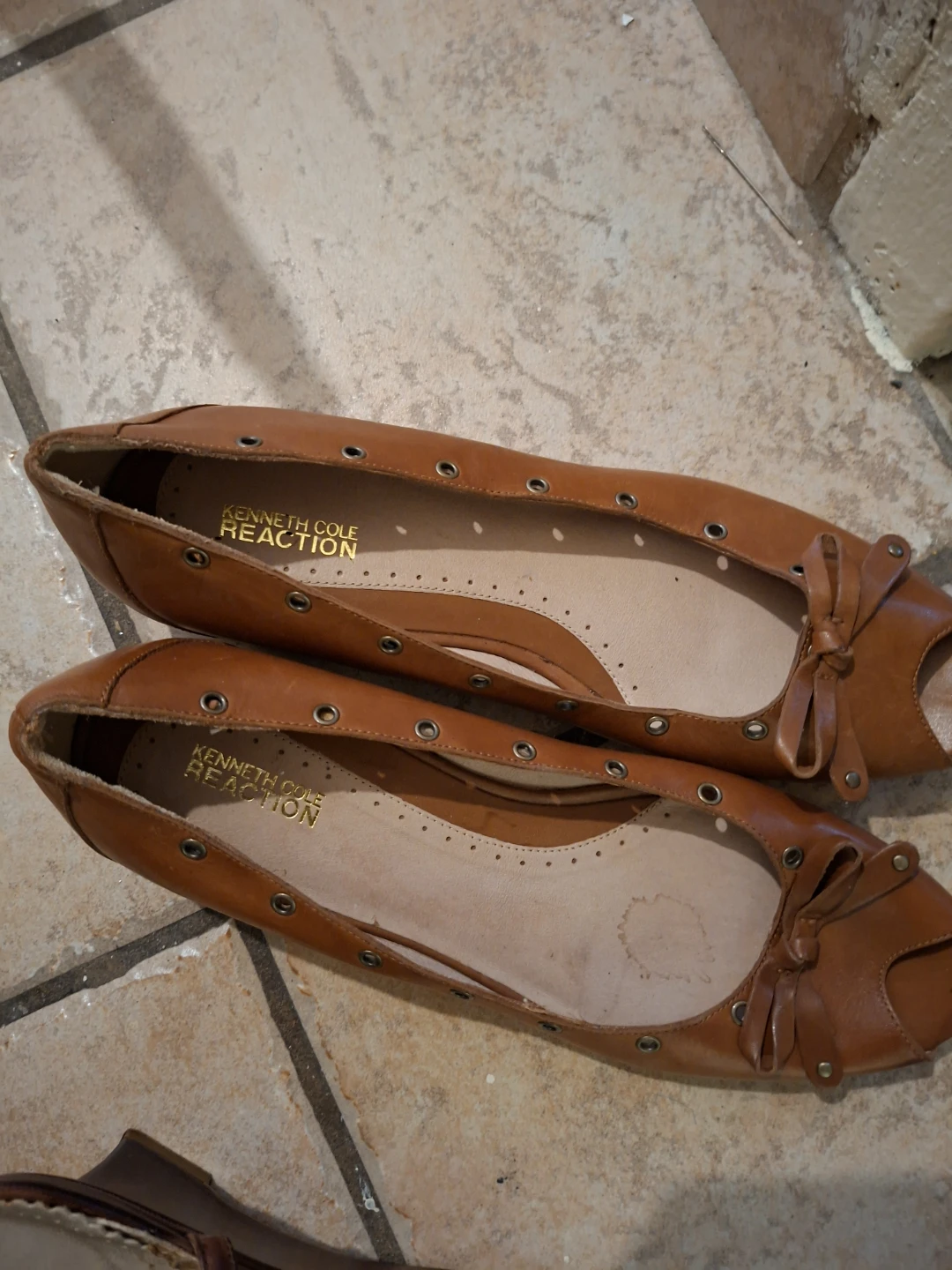Kenneth Cole Reaction Women's Brown Peep-Toe Flats🏆 - photo 5