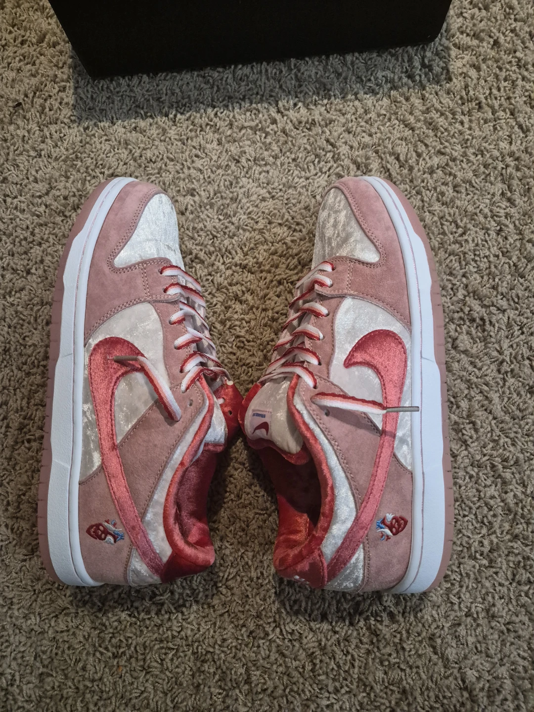 Nike SB Dunk Low True Love - photo 2