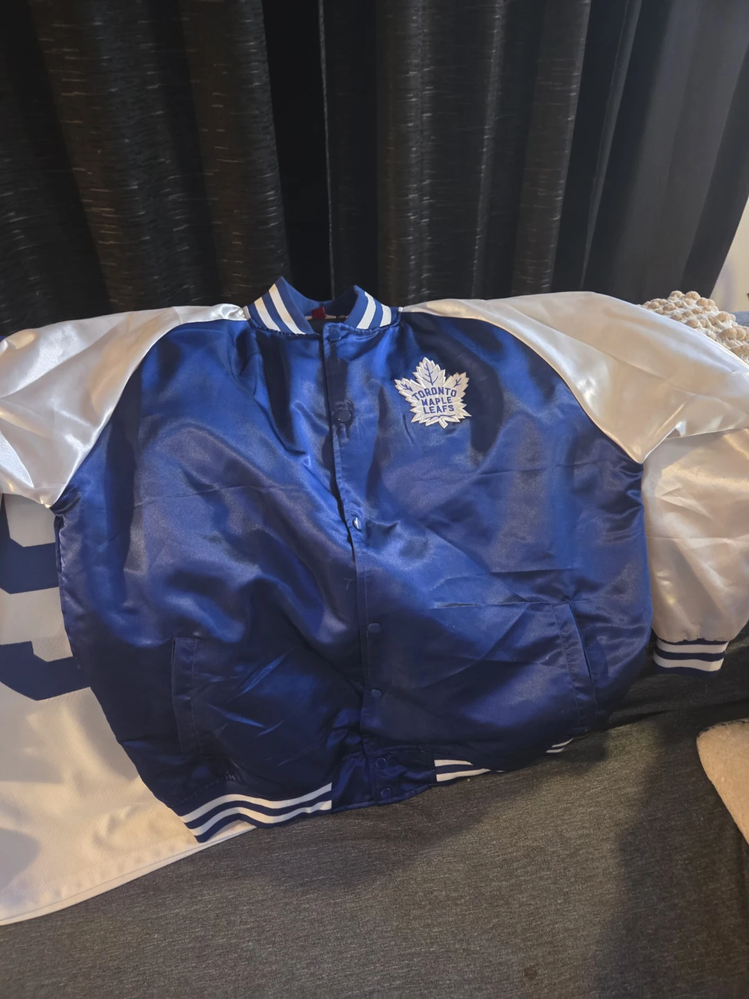 Toronto Maple Leafs Nylander 29 Jersey & Bomber Jacket - photo 2