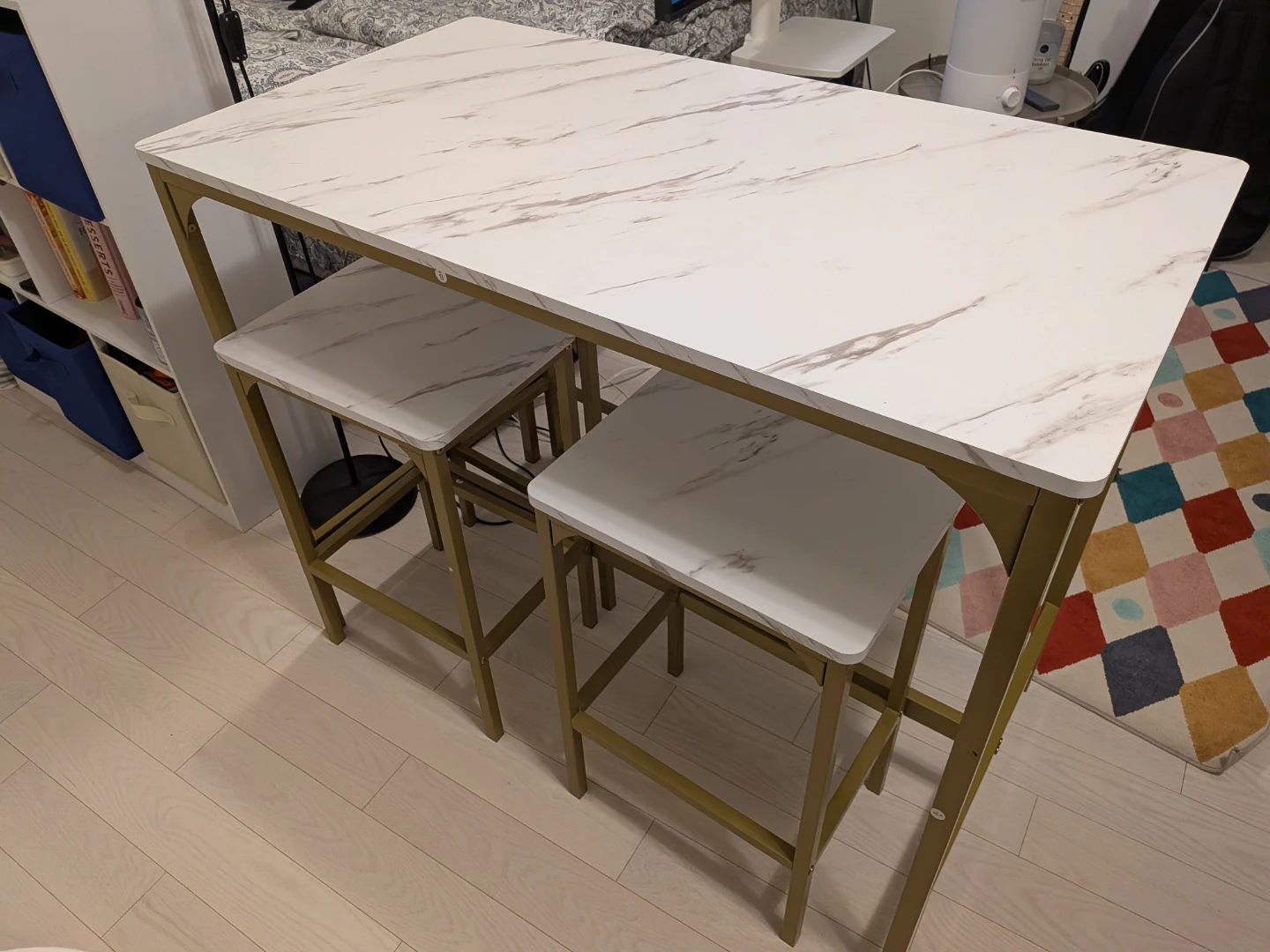 Counter Height Table Set with 4 Stools