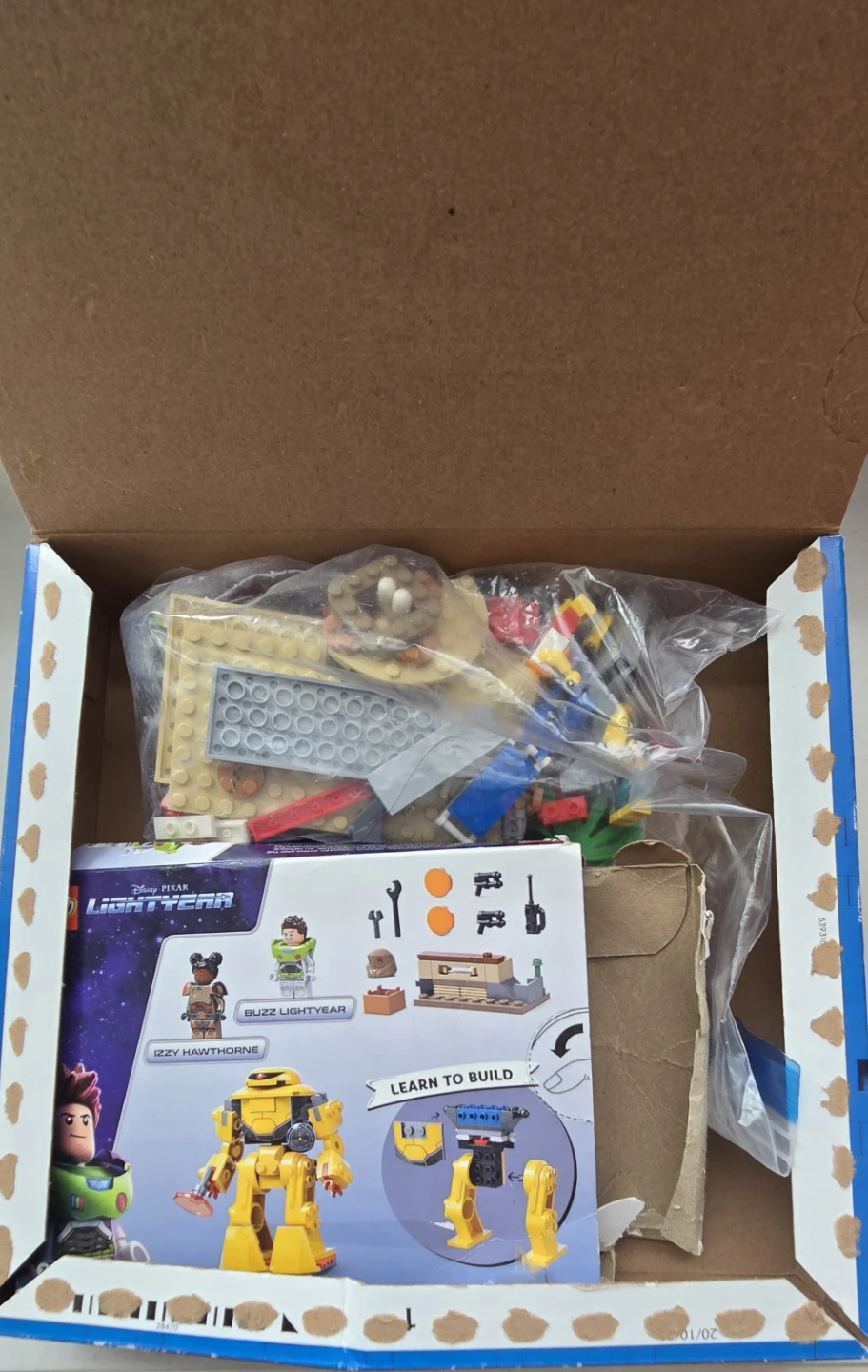 LEGO City Beach Rescue Center Playset 60328 - photo 2