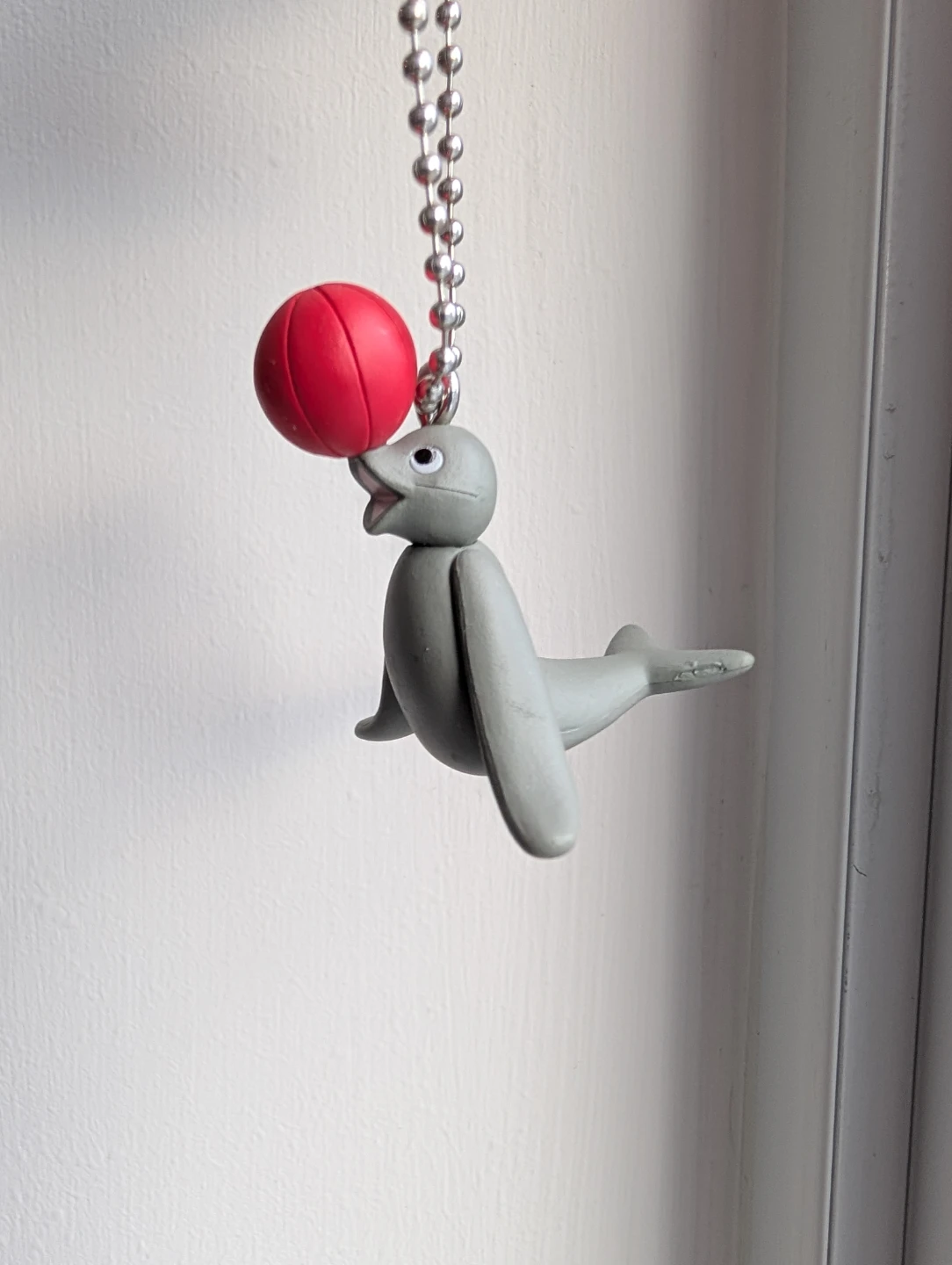 (new) Cute Robby keychain, pingu, Seal with Ball Keychain