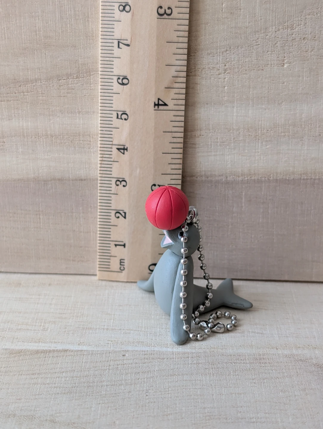 (new) Cute Robby keychain, pingu, Seal with Ball Keychain - photo 5