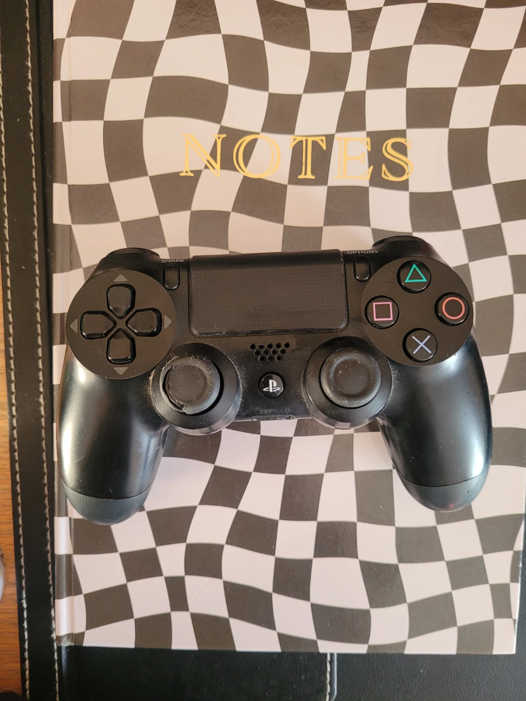 Sony PlayStation DualShock 4 Wireless Controller