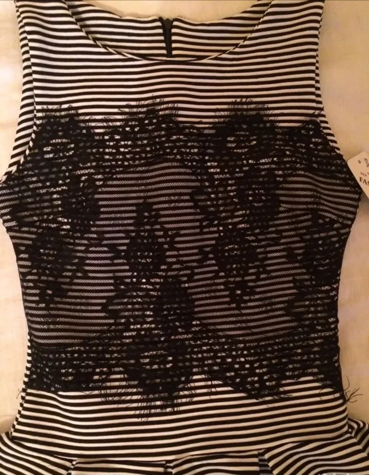 New dress with lace - photo 3