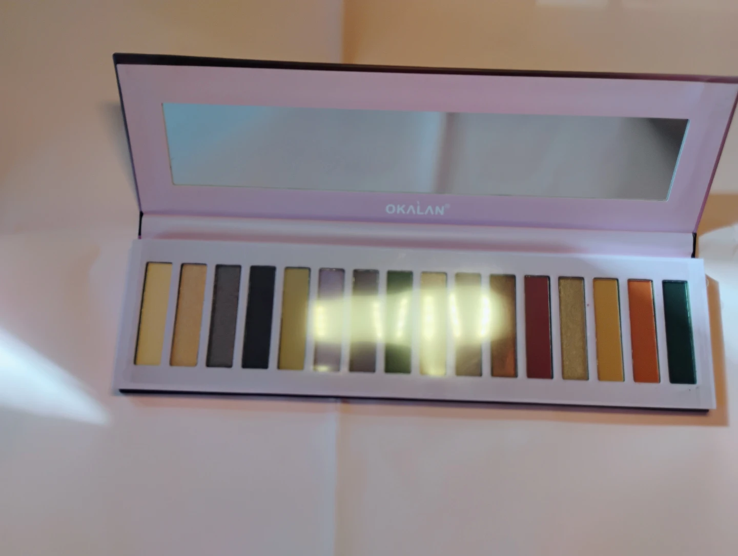 O.Kalan Champagne 1 Eyeshadow Palette - photo 4