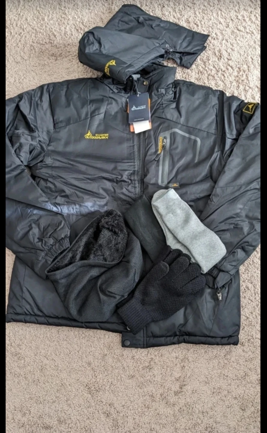 Men's Winter Jacket Set with Hat, Gloves, and Socks🥕