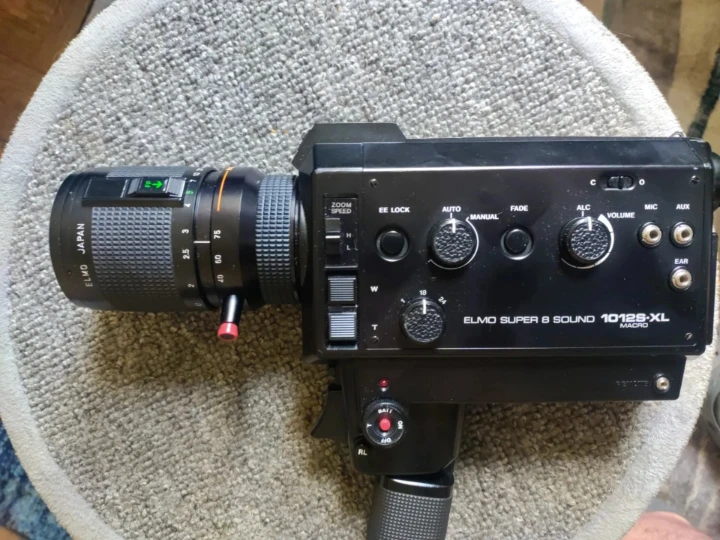 Elmo Super 8 Sound 1012S-XL Macro Movie Camera