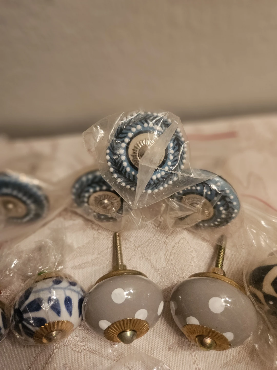 Ceramic Drawer Knobs Set - Assorted Designs 17 pcs - photo 3