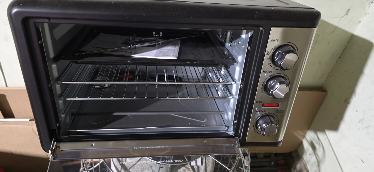 Hamilton Beach Countertop Toaster Oven - photo 2