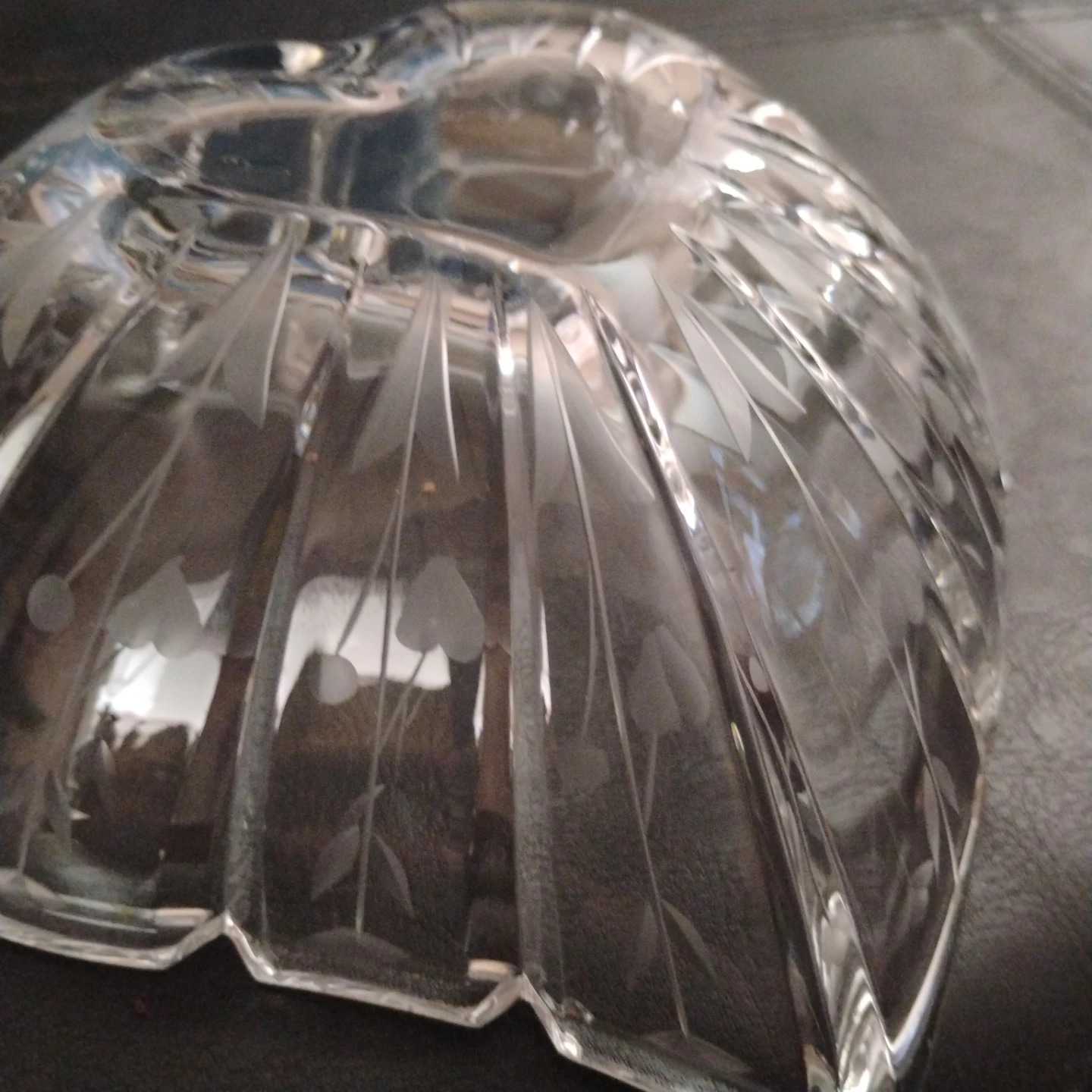 Mikasa Crystal Heart Bowl - photo 3