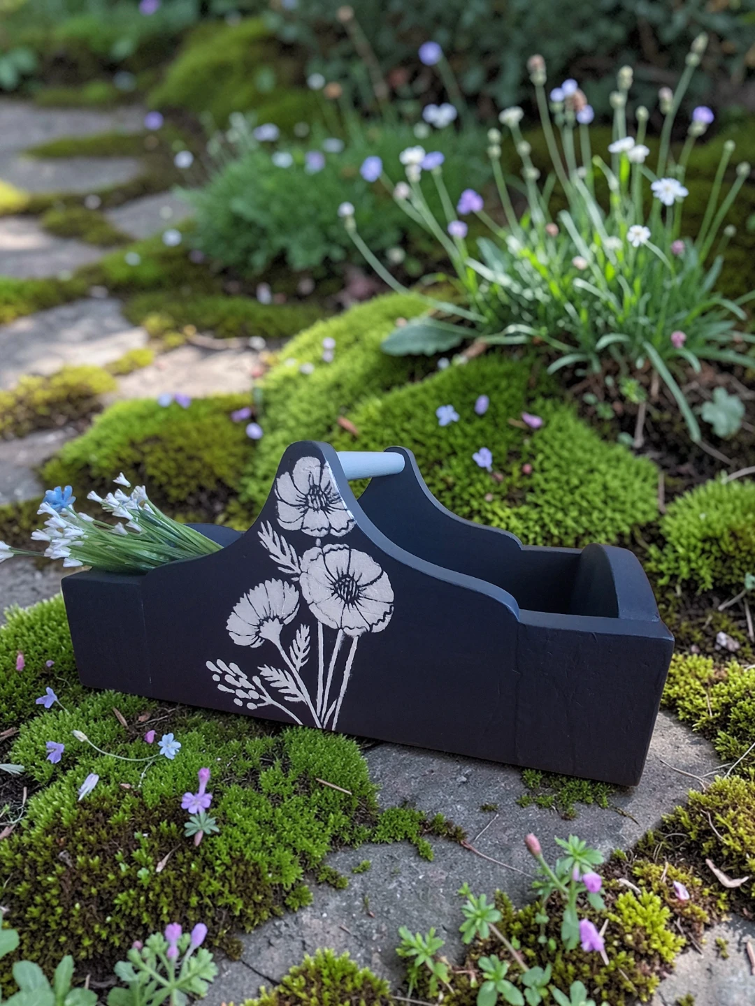 Wooden Caddy with Handle - Flower Design
