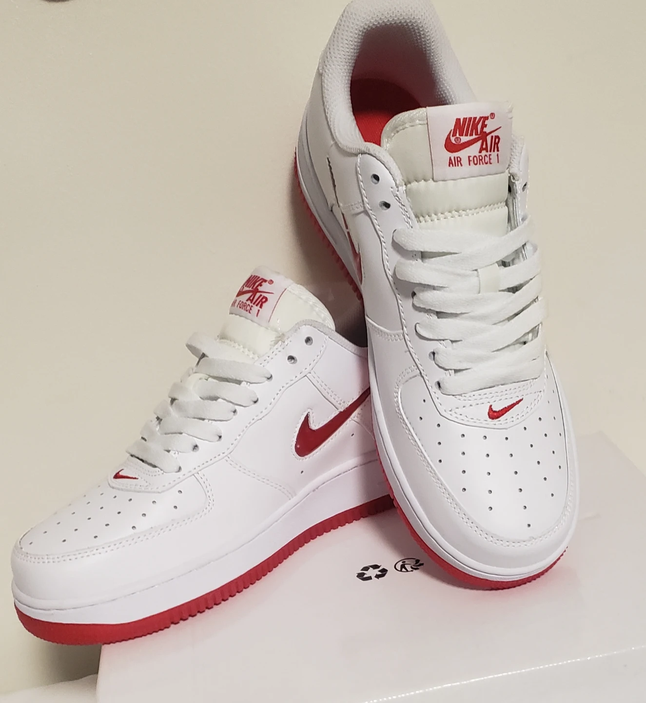 Brand new AirForces classic White Red for sale - photo 3