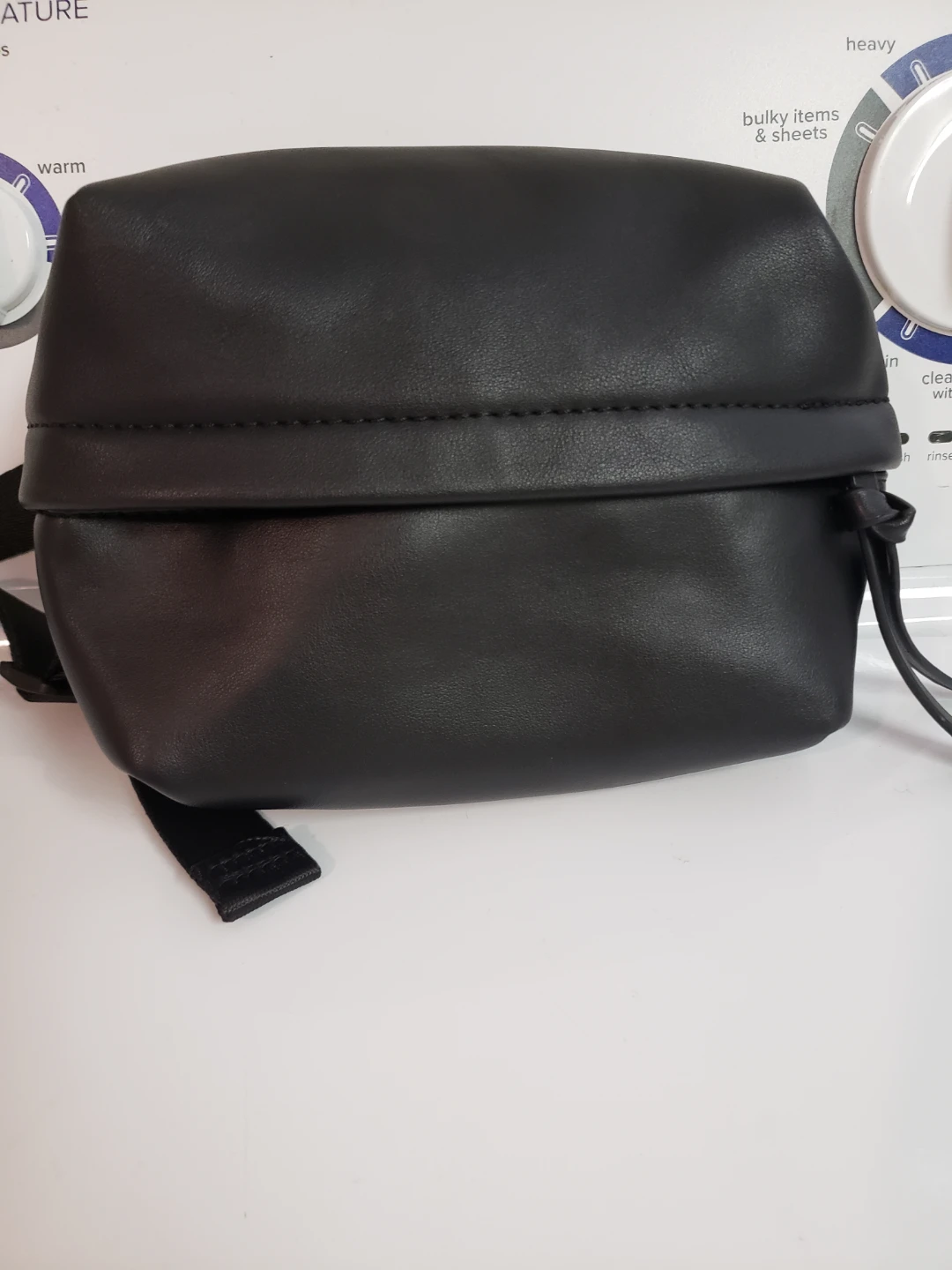 Brandnew L.A. Express Black Faux Leather Fanny Pack - photo 4