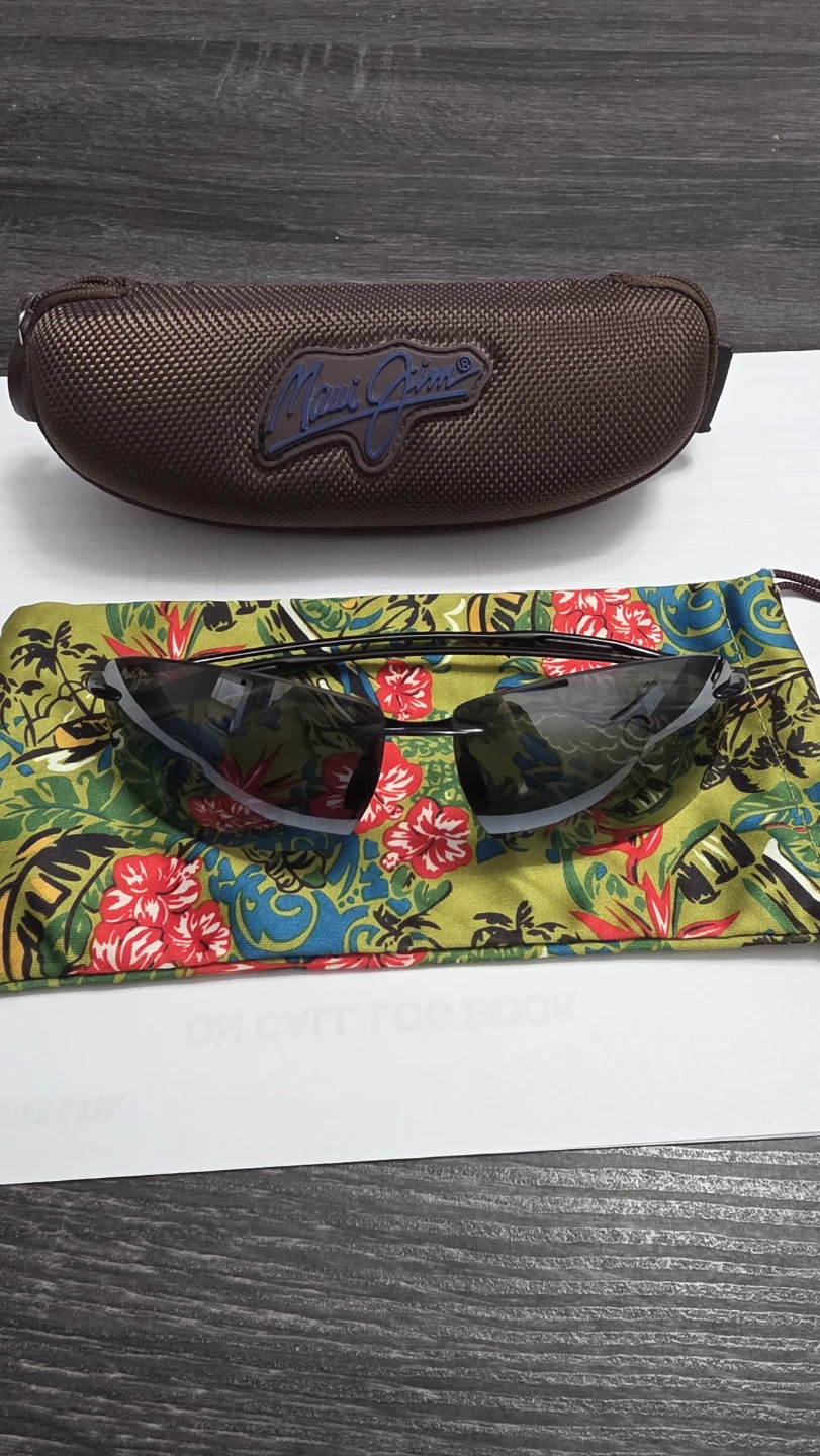Maui Jim Sunglasses with Case and Pouch