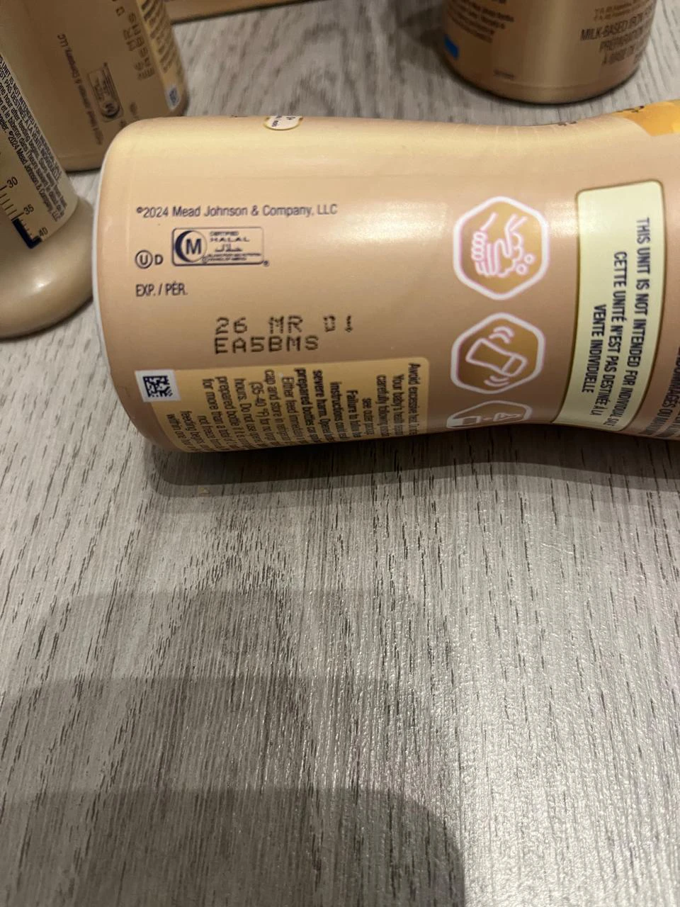Enfamil Ready to Feed Infant Formula bottles - photo 3
