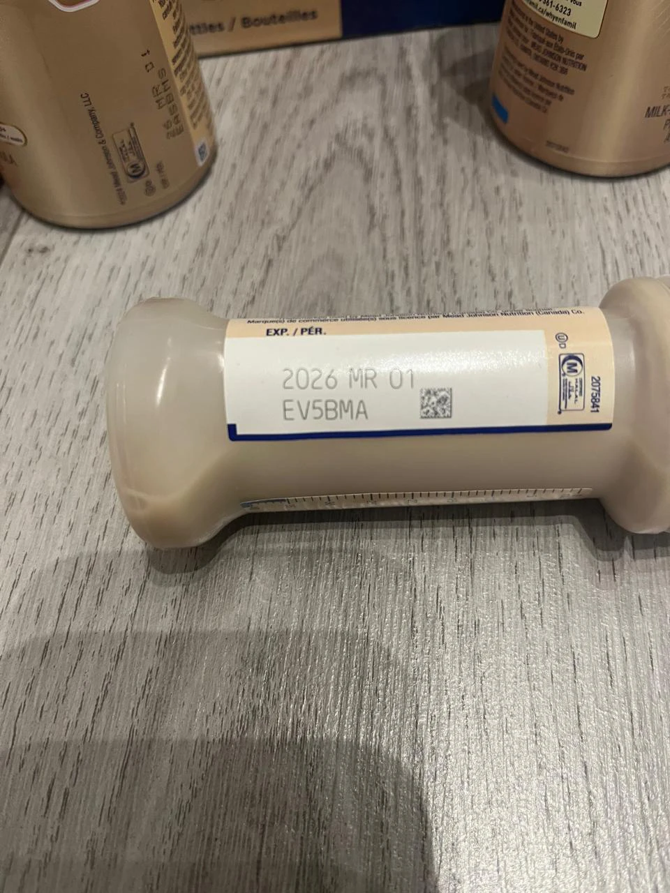 Enfamil Ready to Feed Infant Formula bottles - photo 4