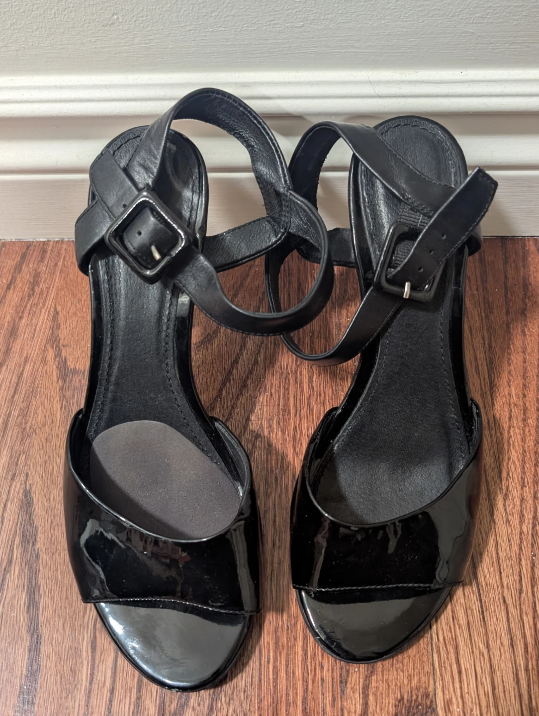 LOCALE Black Leather Ankle Strap Heels