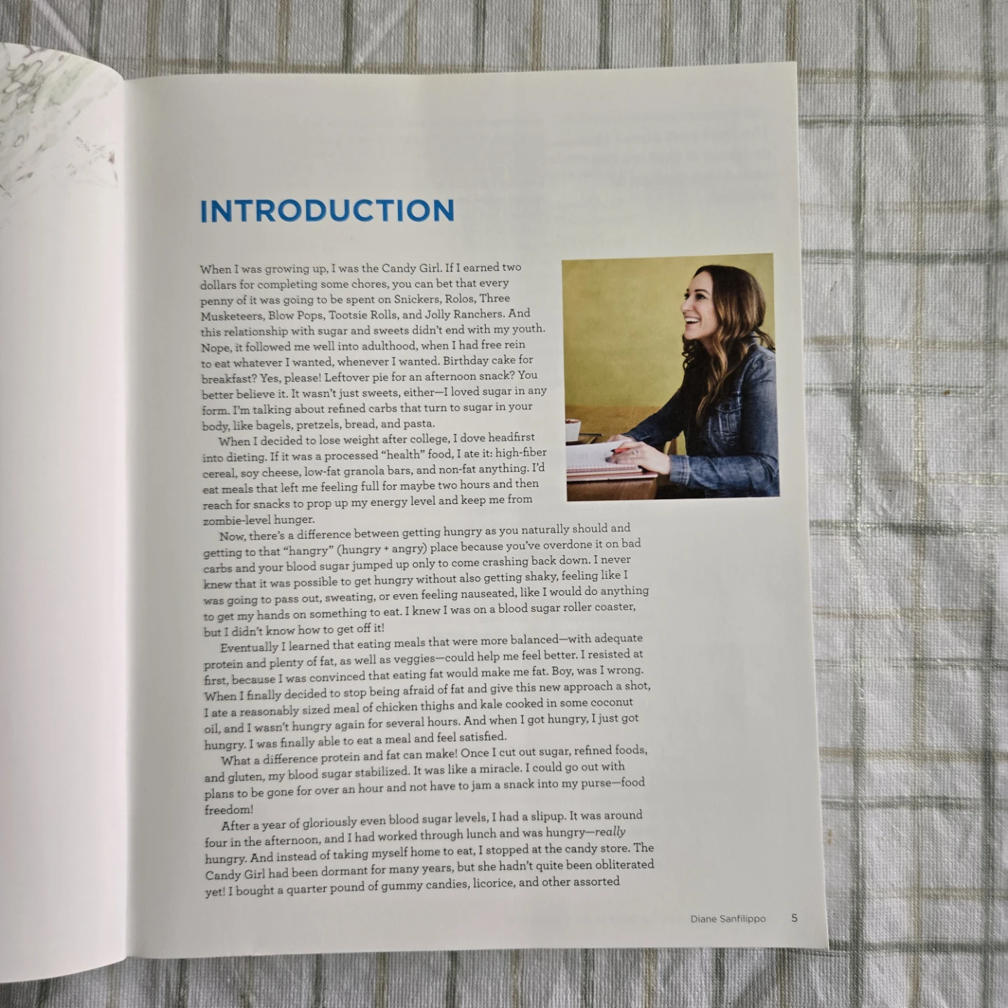 The 21-Day Sugar Detox Daily Guide Book by Diane Sanfillippo - photo 3