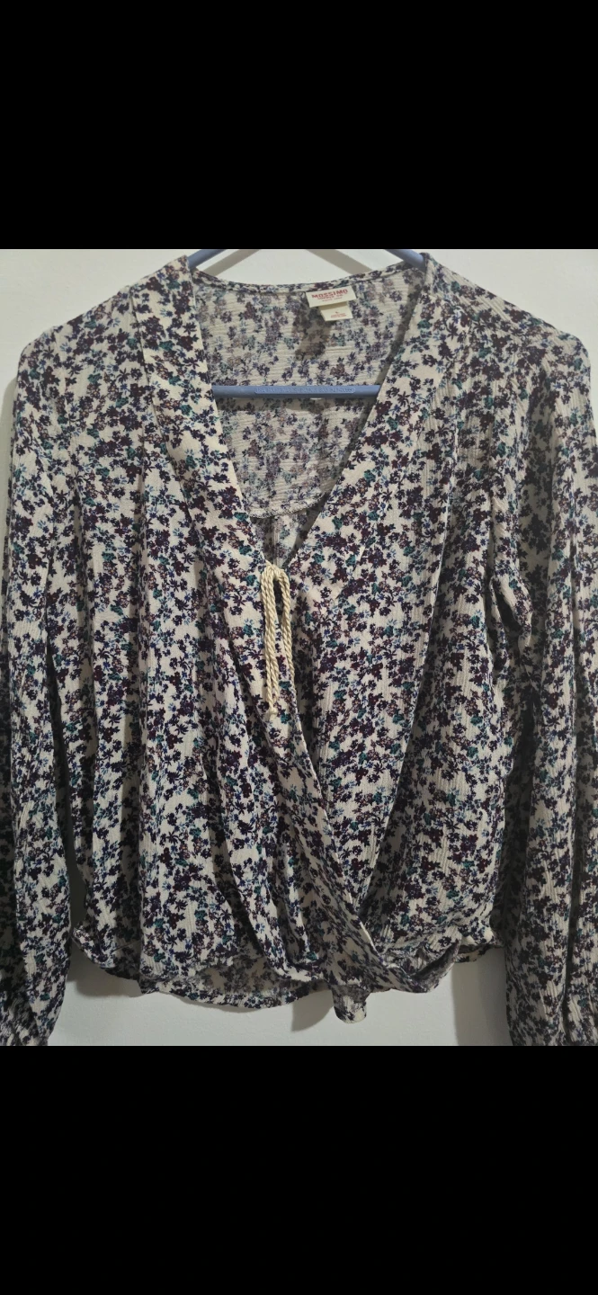 Mossimo Floral Wrap Long Sleeve Blouse - photo 5