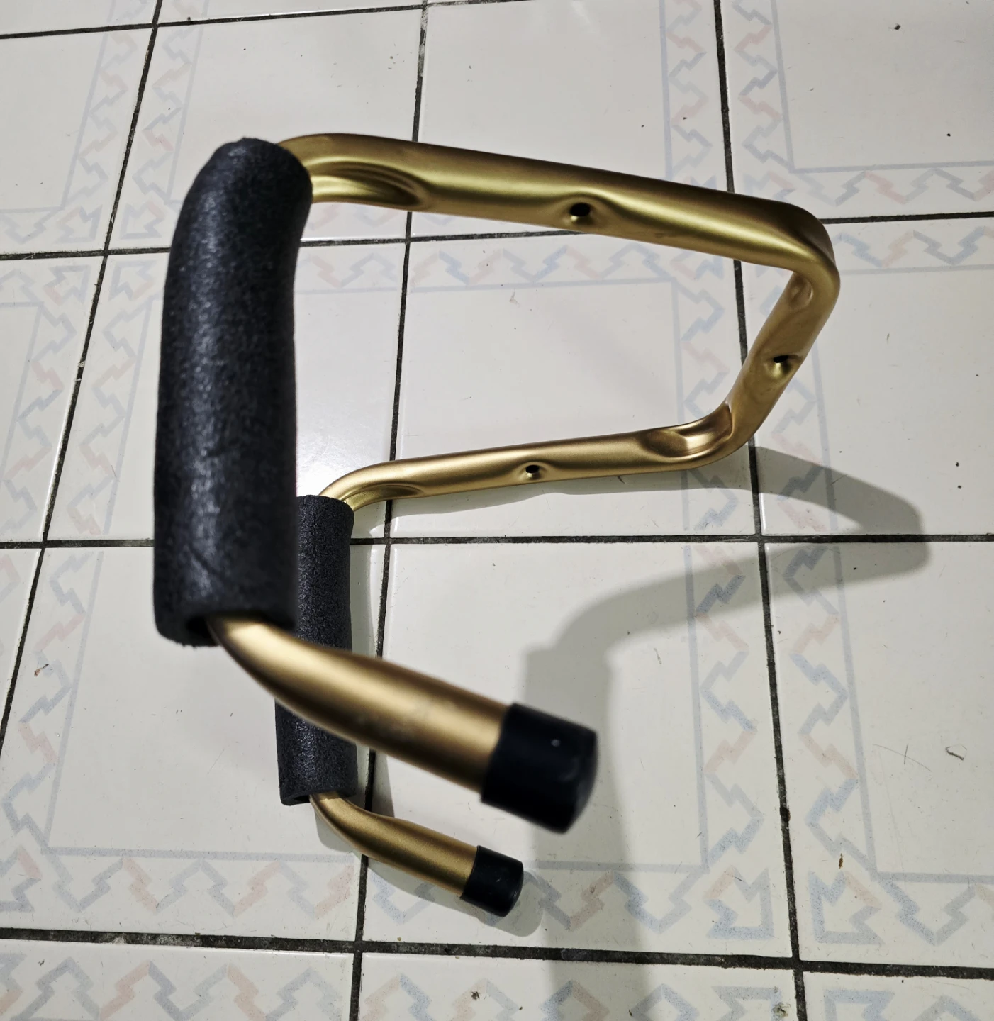 🏆 Double Arm Hook Heavy Duty Steel Wall-Mount Padded Hanger - photo 3