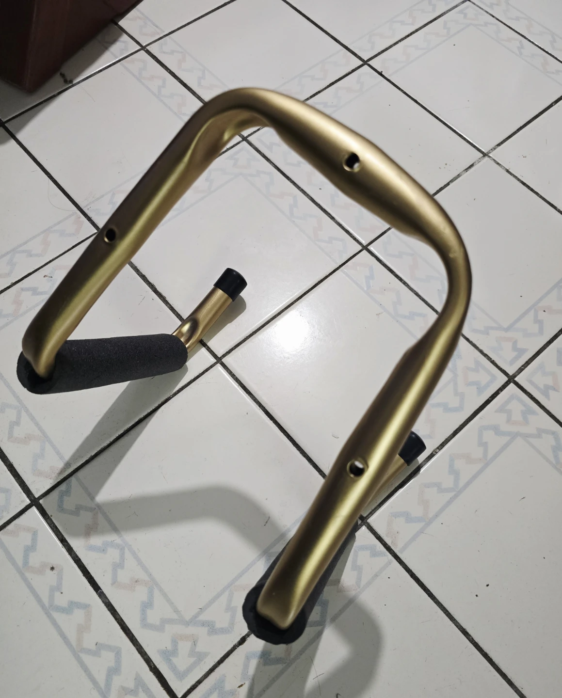 🏆 Double Arm Hook Heavy Duty Steel Wall-Mount Padded Hanger - photo 5