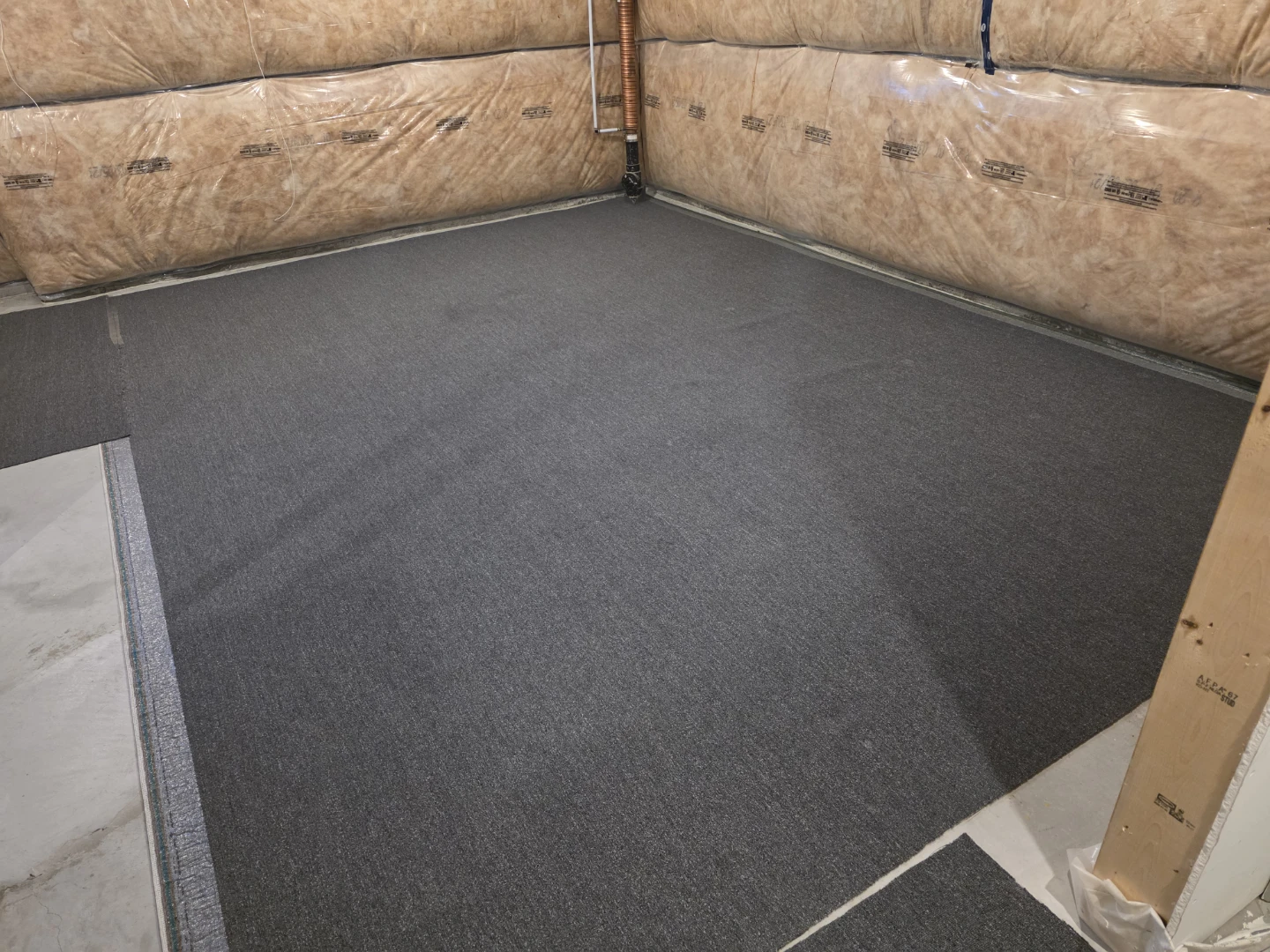 Dark Grey Carpet - photo 3