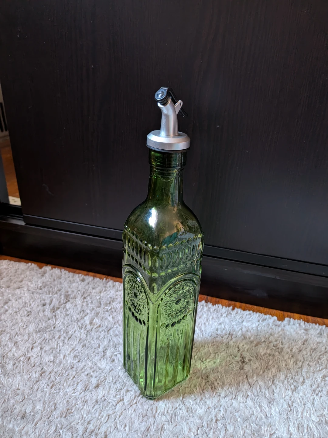 Green Embossed Glass Olive Oil Bottle with Spout - photo 2